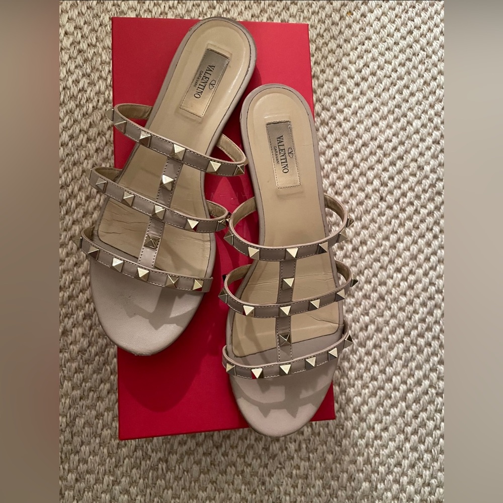 VALENTINO GARAVANI ROCKSTUD SLIDE SANDAL